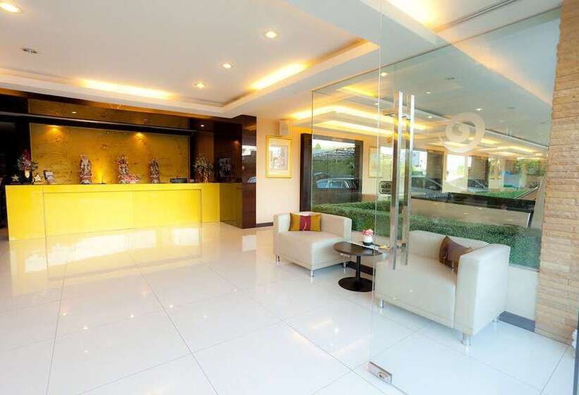 هتل The Residence Airport & Spa