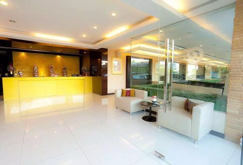 Hotel The Residence Airport & Spa