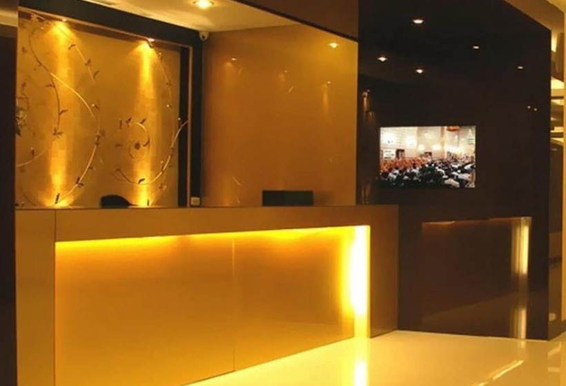 هتل The Residence Airport & Spa