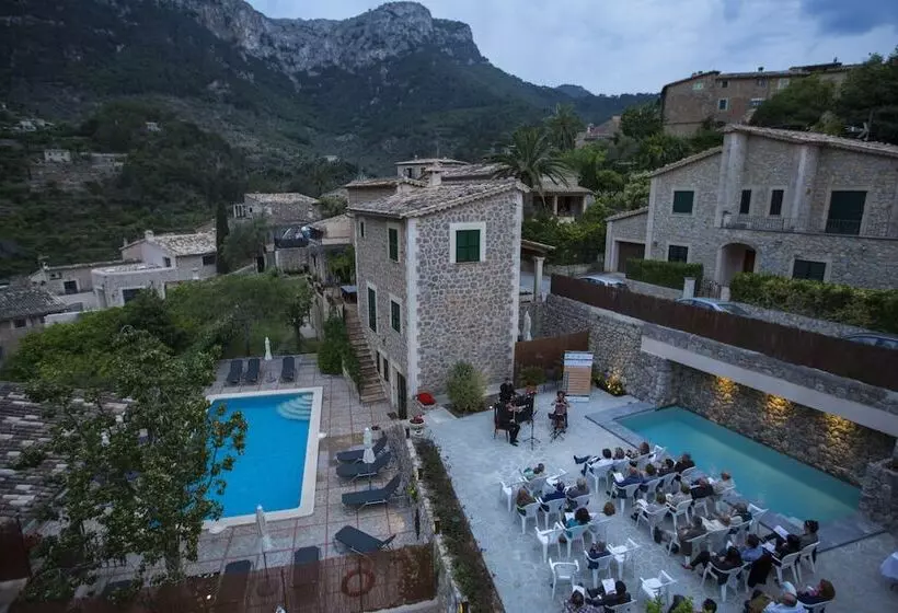 فندق Y Apartamentos Des Puig