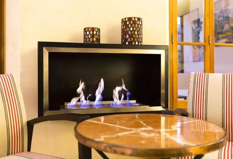 فندق Y Apartamentos Des Puig