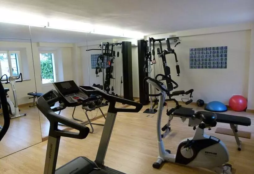 فندق Y Apartamentos Des Puig