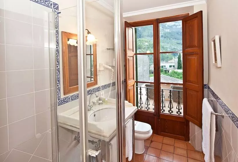 فندق Y Apartamentos Des Puig