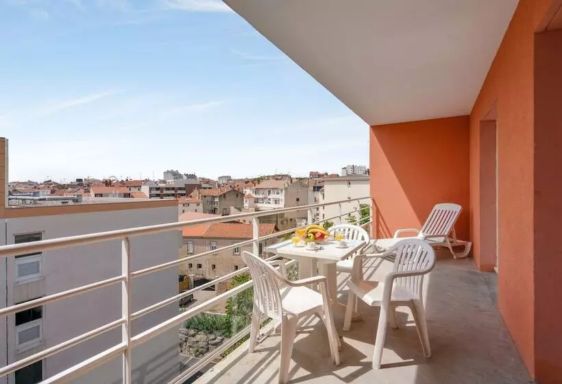 בית מלון כפרי Zenitude Hôtel Résidences Béziers Centre