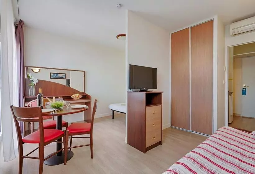 בית מלון כפרי Zenitude Hôtel Résidences Béziers Centre