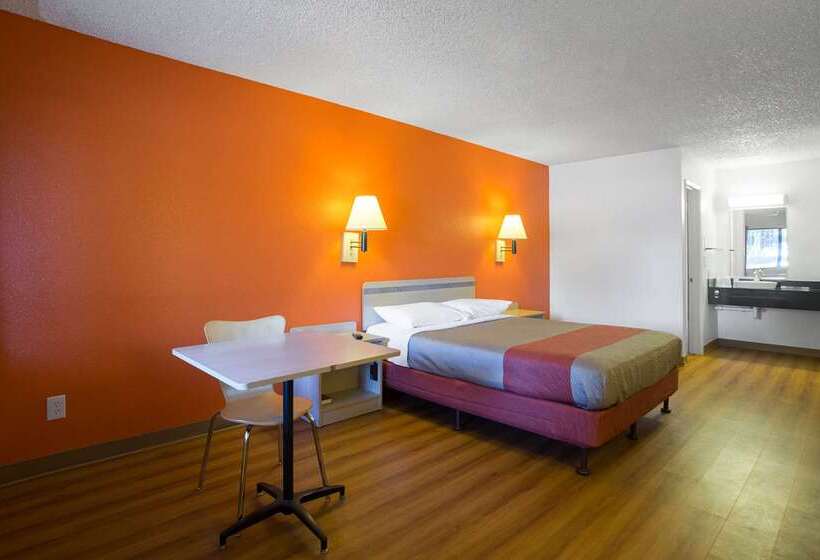 Motel 6 Kingman, Az Route 66 West