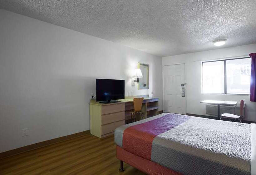 Motel 6 Kingman, Az Route 66 West