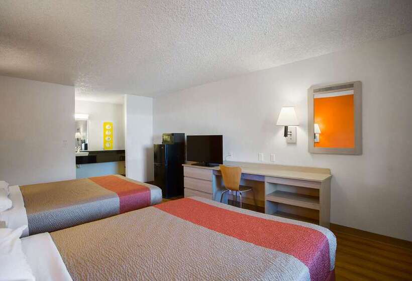 Motel 6 Kingman, Az Route 66 West