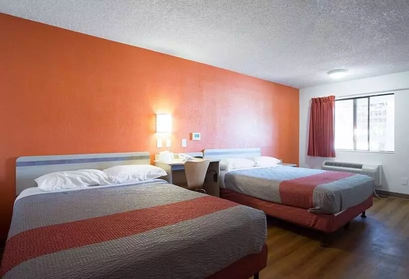 Motel 6 Kingman, Az  Route 66 West