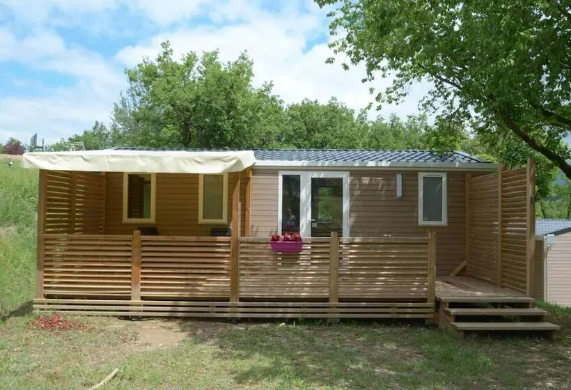 Hotelli Domaine Du Couriou