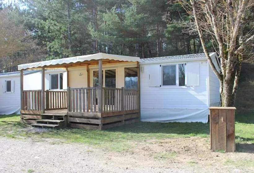 Hotelli Domaine Du Couriou