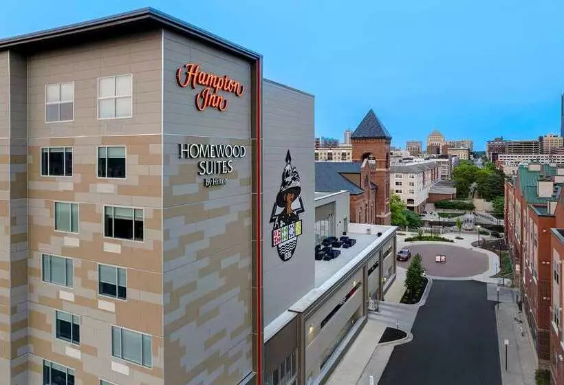 هتل Hampton Inn Indianapolis Downtown Iupui
