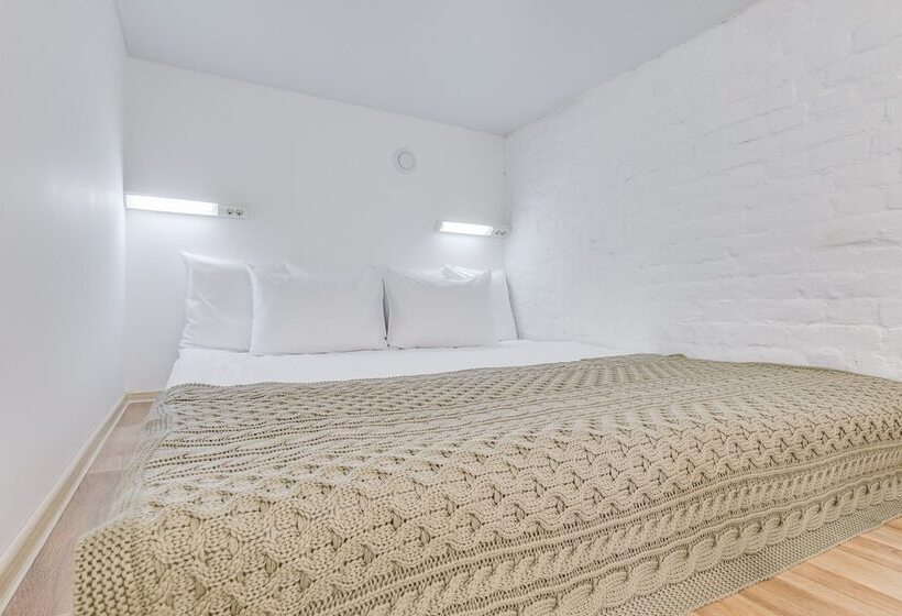 Travelto Liteiniy 58