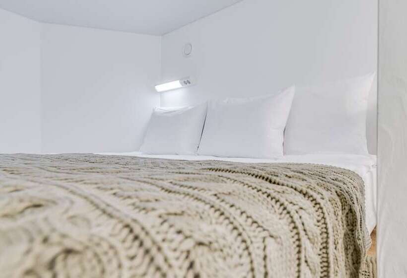 Travelto Liteiniy 58