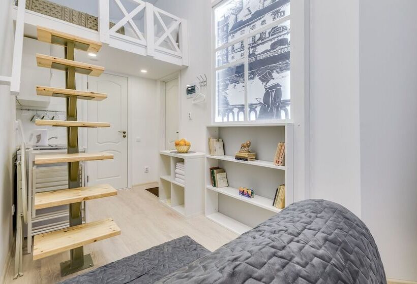 Travelto Liteiniy 58