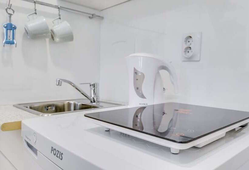 Travelto Liteiniy 58