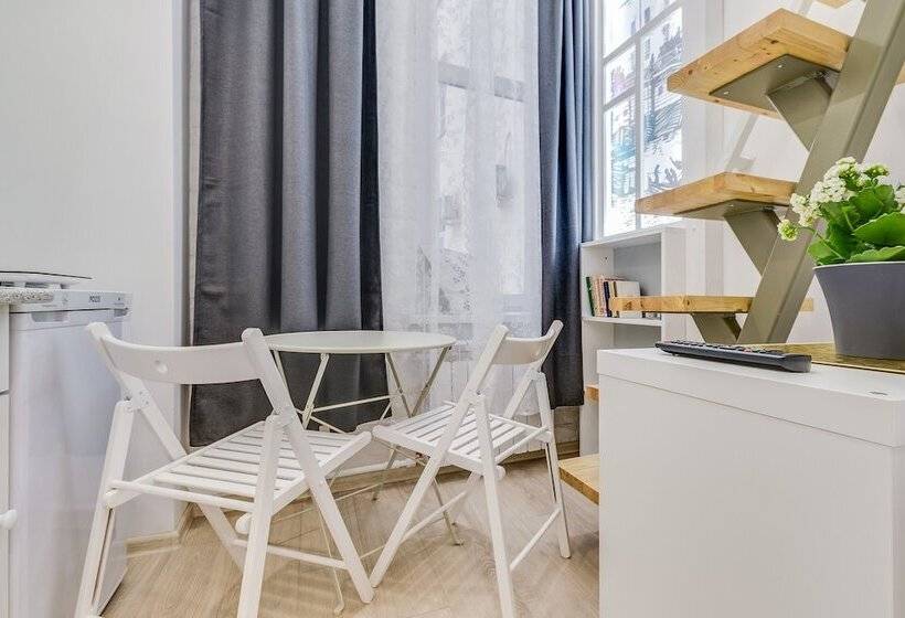 Travelto Liteiniy 58