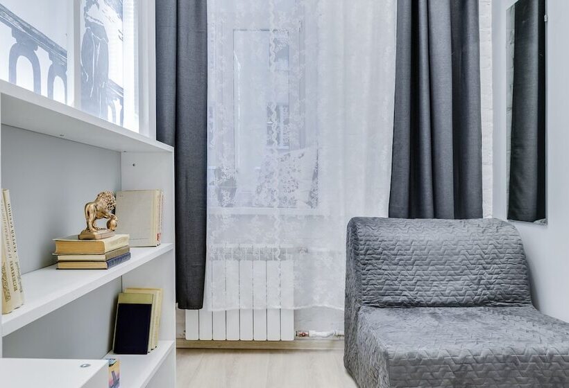 Travelto Liteiniy 58