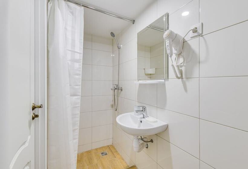 Travelto Liteiniy 58