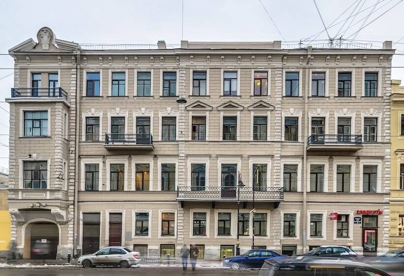 Travelto Liteiniy 58