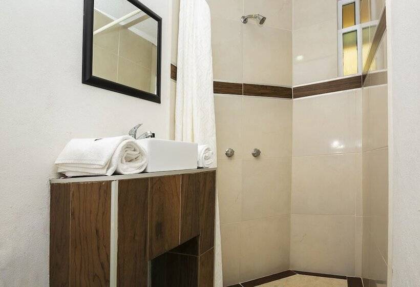 Capital O Hotel Victoria Morelia