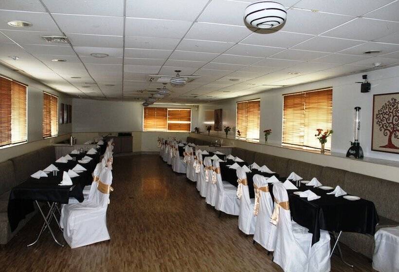 Executive Tamanna Hotel Hinjawadi, Pune