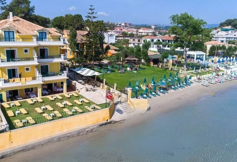 هتل Andreolas Luxury Suites