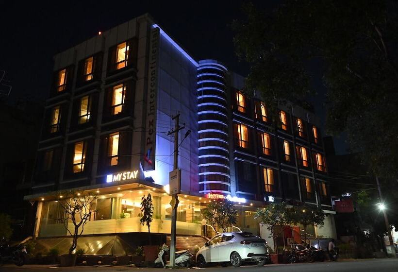 Отель Apex Intercontinental