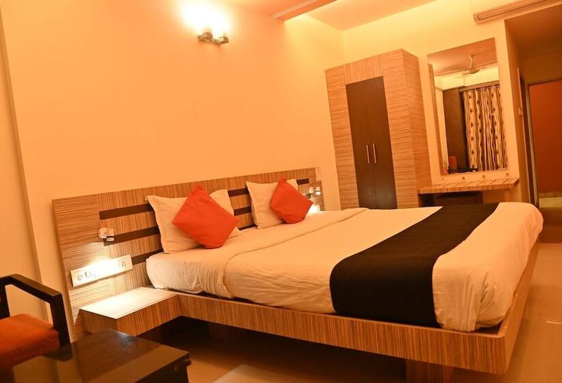 Отель Apex Intercontinental