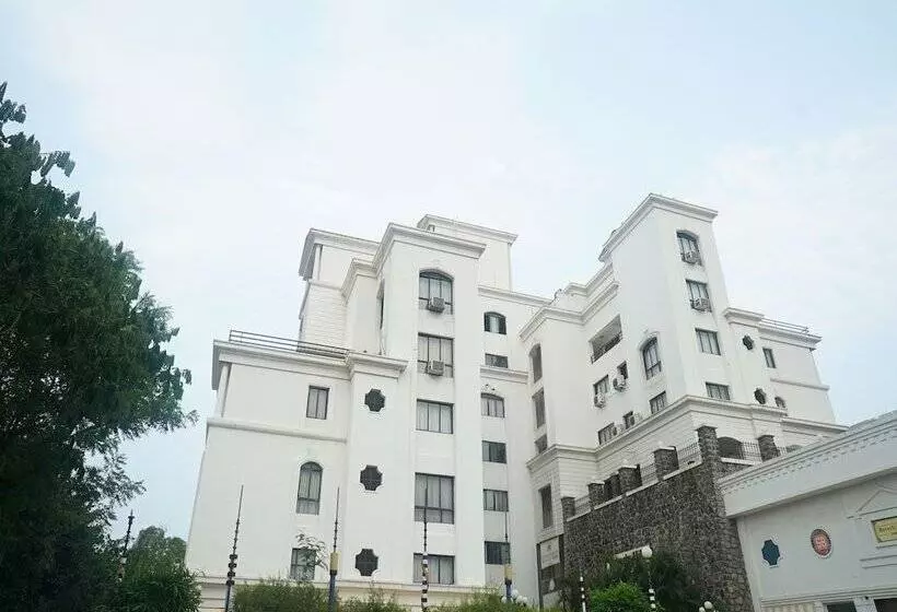 ホテル Beverly Hills