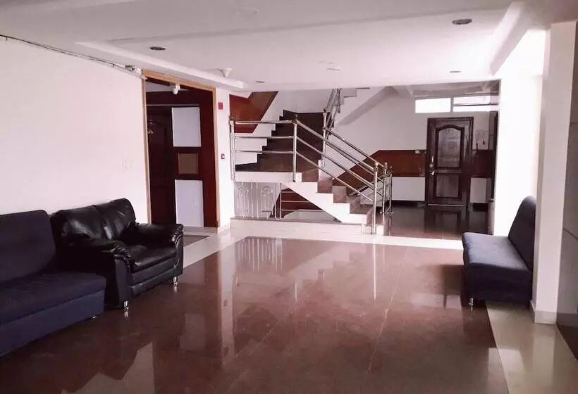 בית מלון כפרי Chetan International