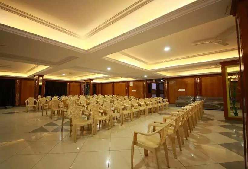 בית מלון כפרי Chetan International