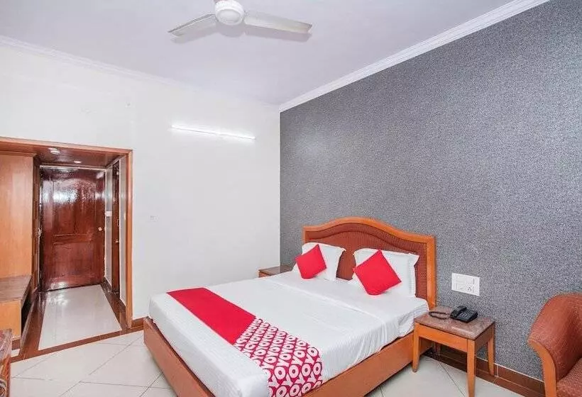 בית מלון כפרי Chetan International