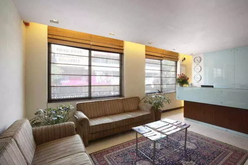 هتل Oriental Suites Lady Curzon Road