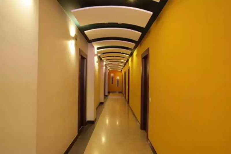 هتل Oriental Suites Lady Curzon Road
