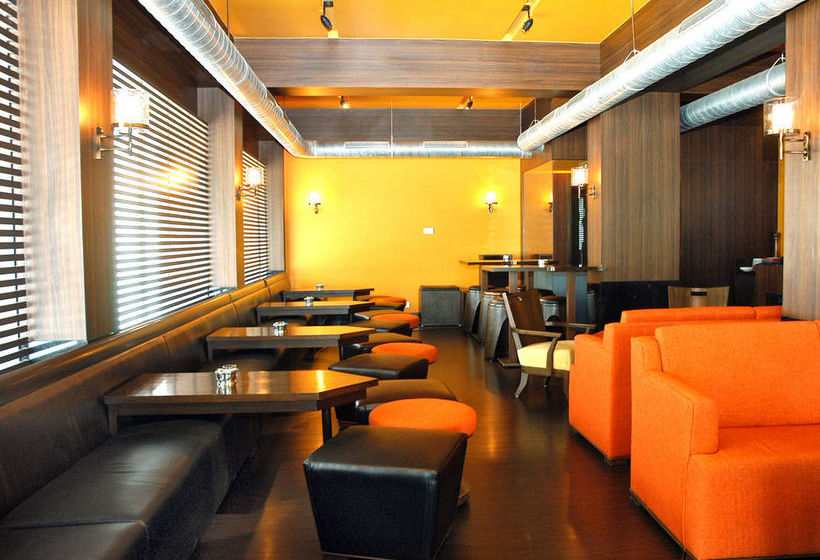 هتل Deccan Rendezvous