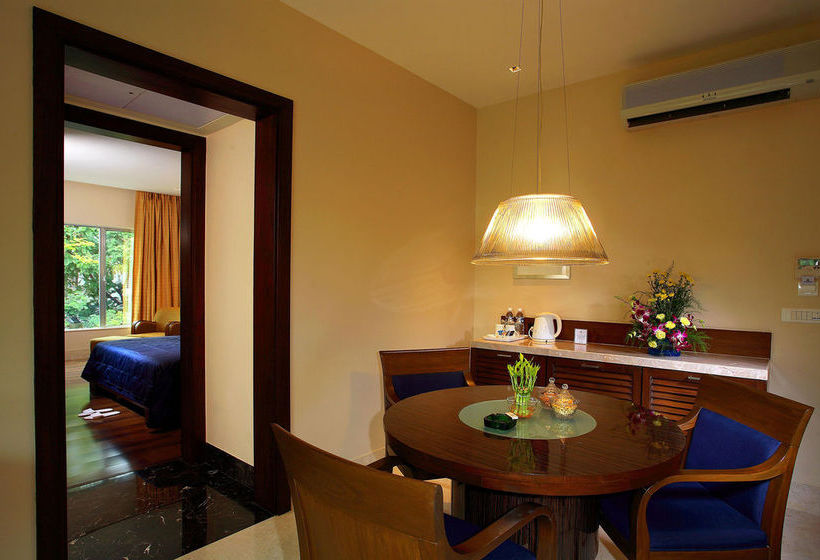 هتل Deccan Rendezvous