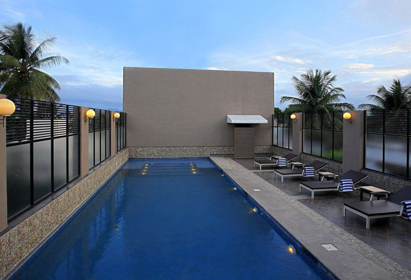 هتل Deccan Rendezvous