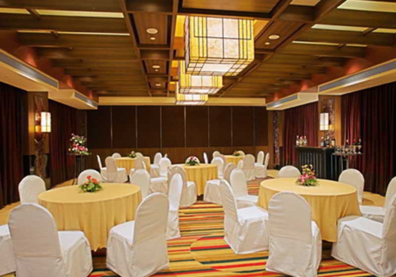 هتل Deccan Rendezvous