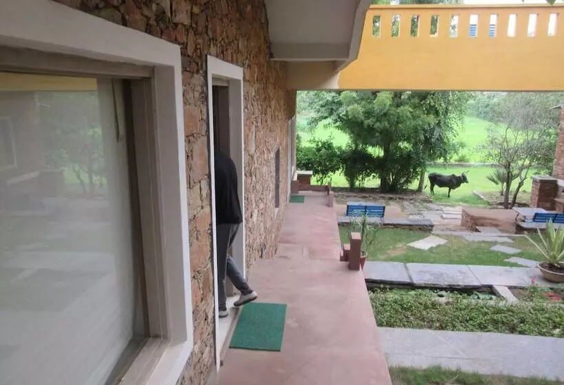 ホテル Devra Udaipur