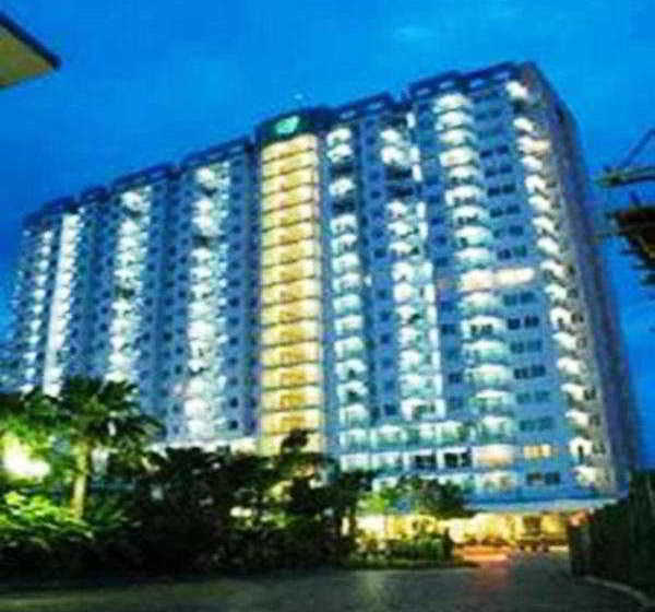 בית מלון כפרי Youre At Galeri Ciumbuleuit Apartment