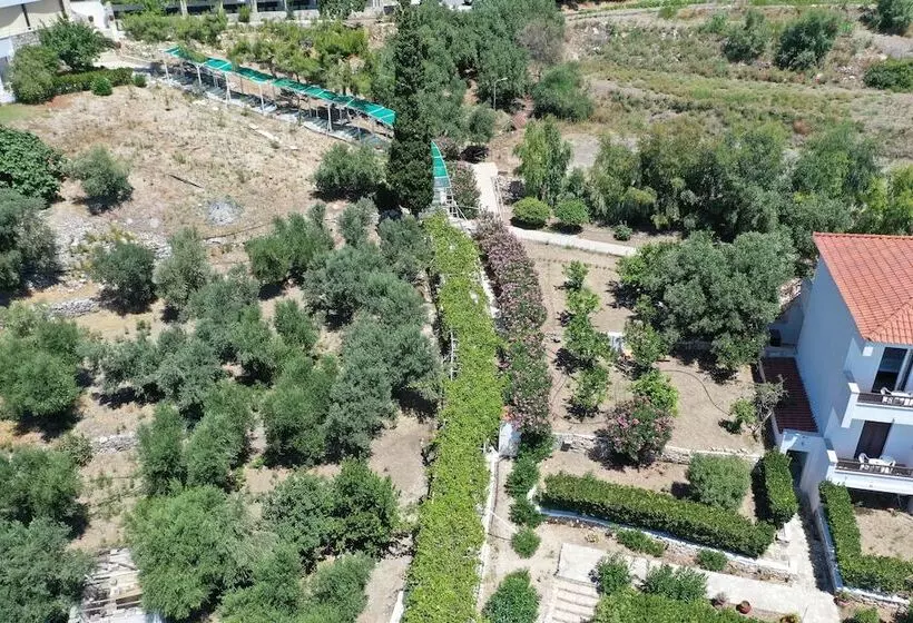 فندق Glicorisa Beach