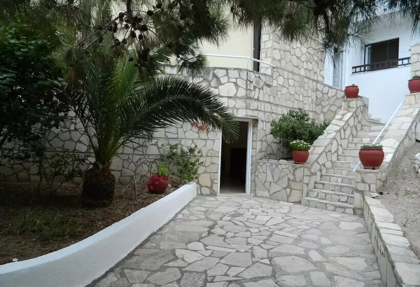 فندق Glicorisa Beach