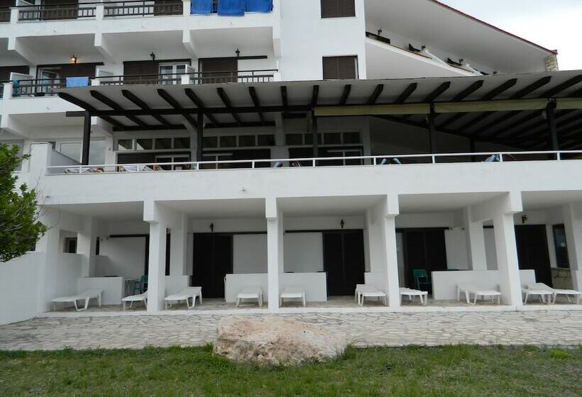 Otel Glicorisa Beach