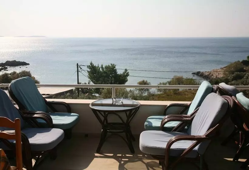 فندق Glicorisa Beach