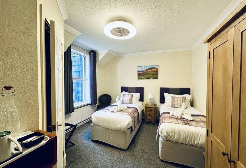 Hotel Guisachan Guest House