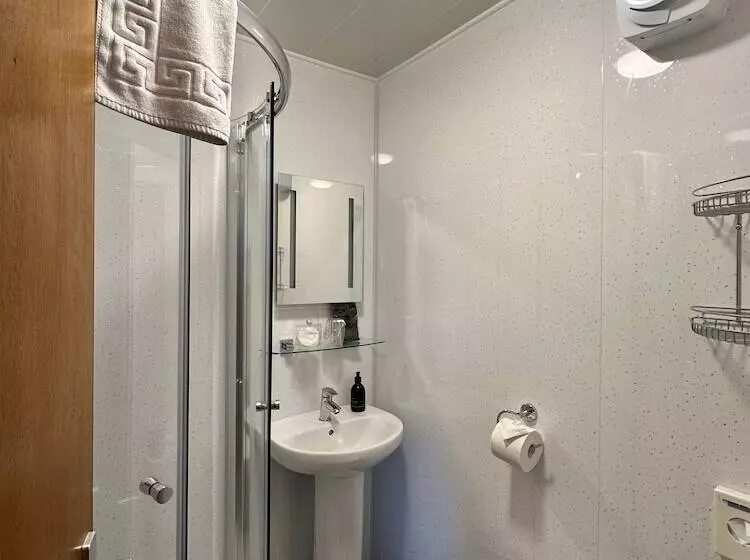 فندق Guisachan Guest House