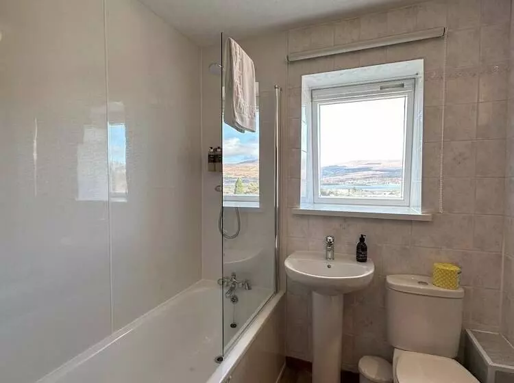 فندق Guisachan Guest House