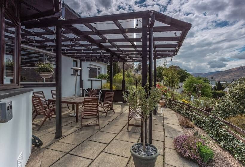 Hotel Guisachan Guest House