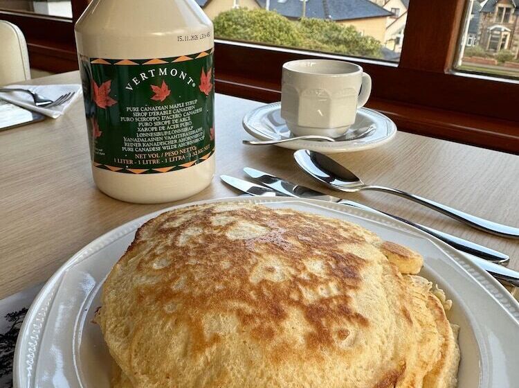 Hotel Guisachan Guest House